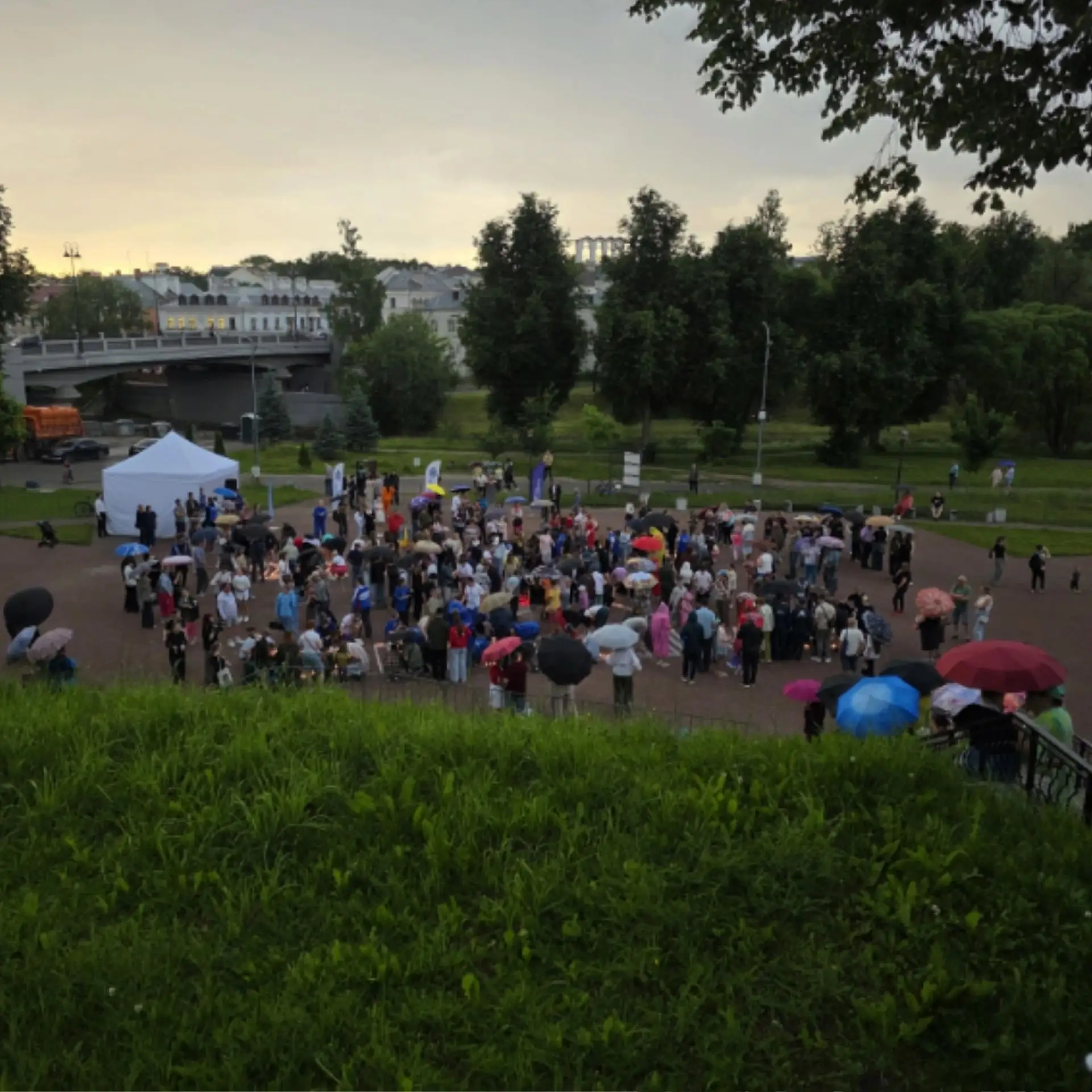 В ночь с 21 на 22 июня, в канун Дня памяти и скорби, активисты нашего регионального отд...