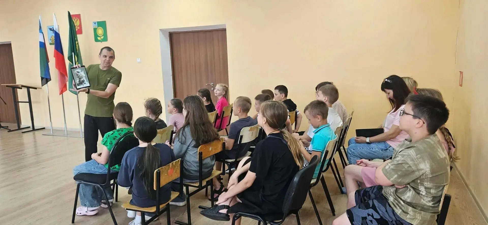 Наш лагерь посетил Тарарин Владимир Владимирович, преподаватель ОГАПОУ " Алексеевский агротехнически