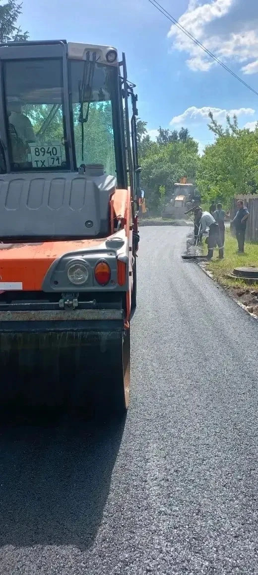 Хорошие новости! В Северо-Задонске по улице Руднева завершены работы по асфальтированию.