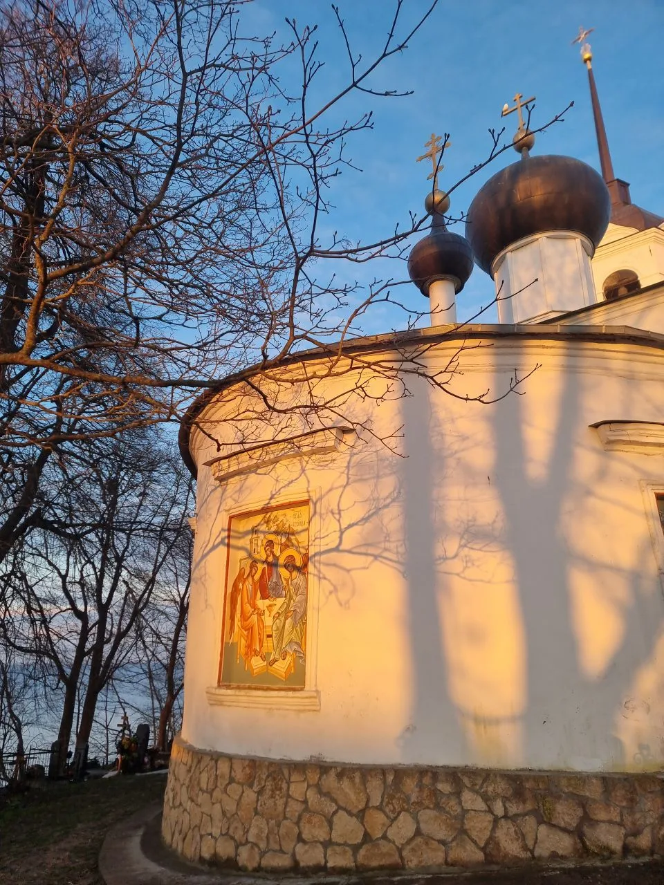 Молитва «Господи, помилуй»  Из всех молитв, какие знаю, Пою в душе иль вслух читаю, Какою дышит дивн
