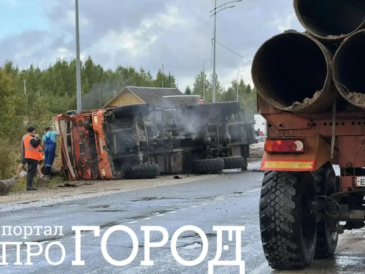 Жесткое ДТП с большегрузом произошло на трассе между Ухтой и Сыктывкаром