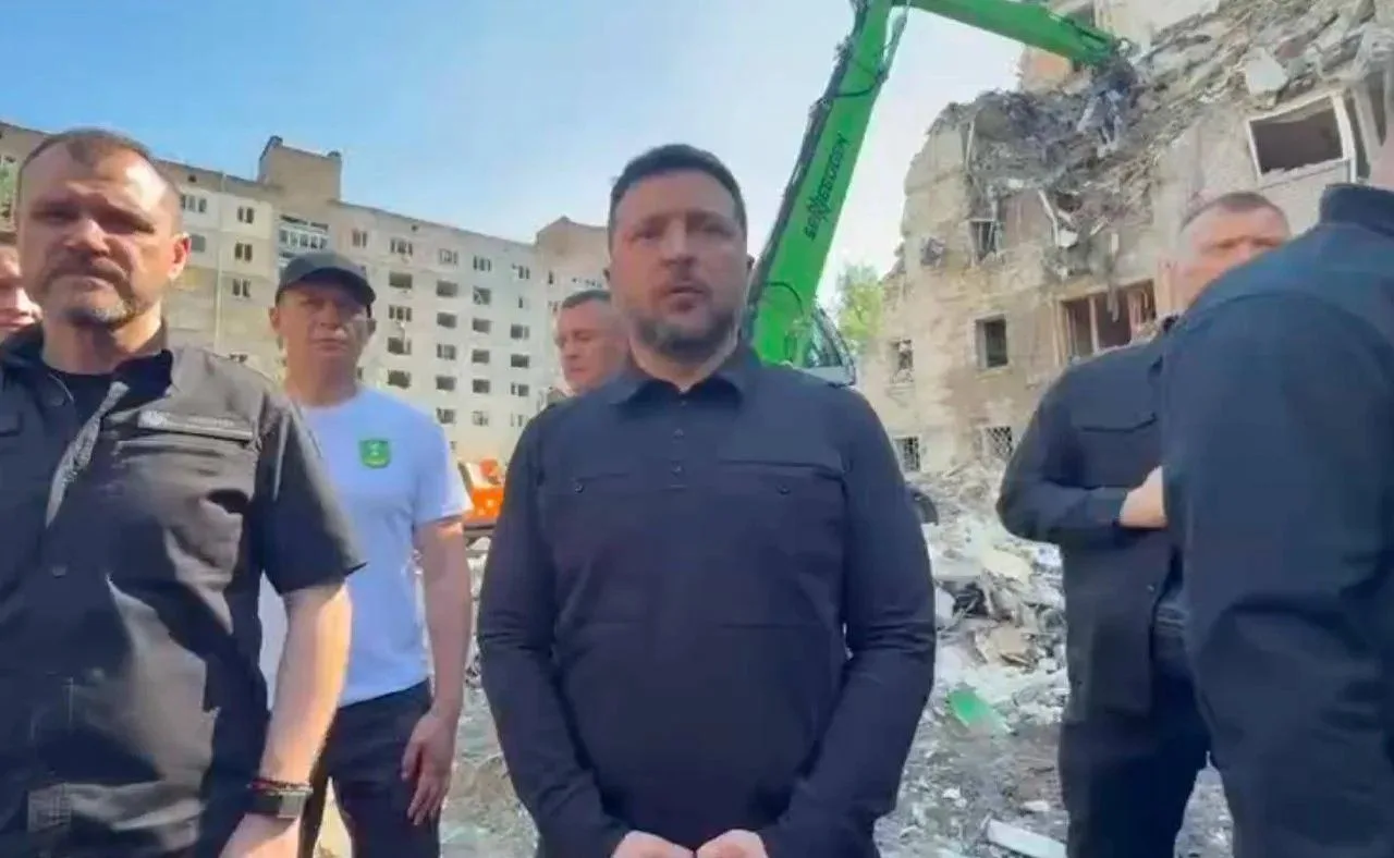 Наркомана подняли для фоток