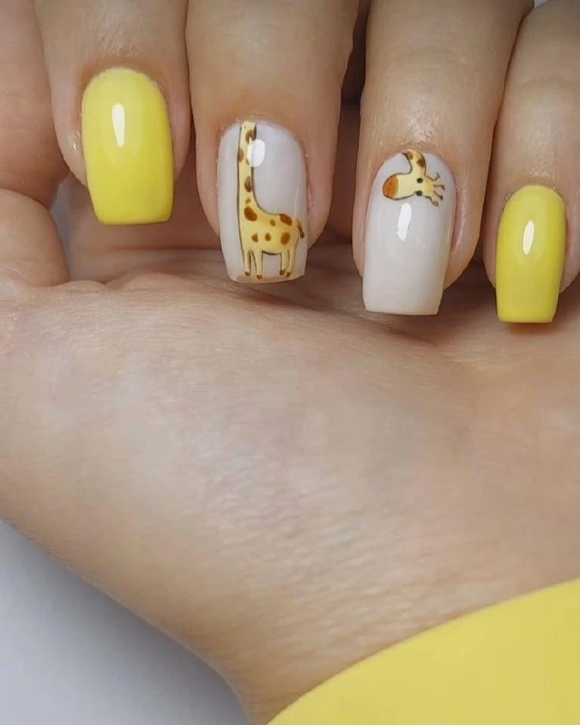 Подборка маникюра

💅 Маникюр
