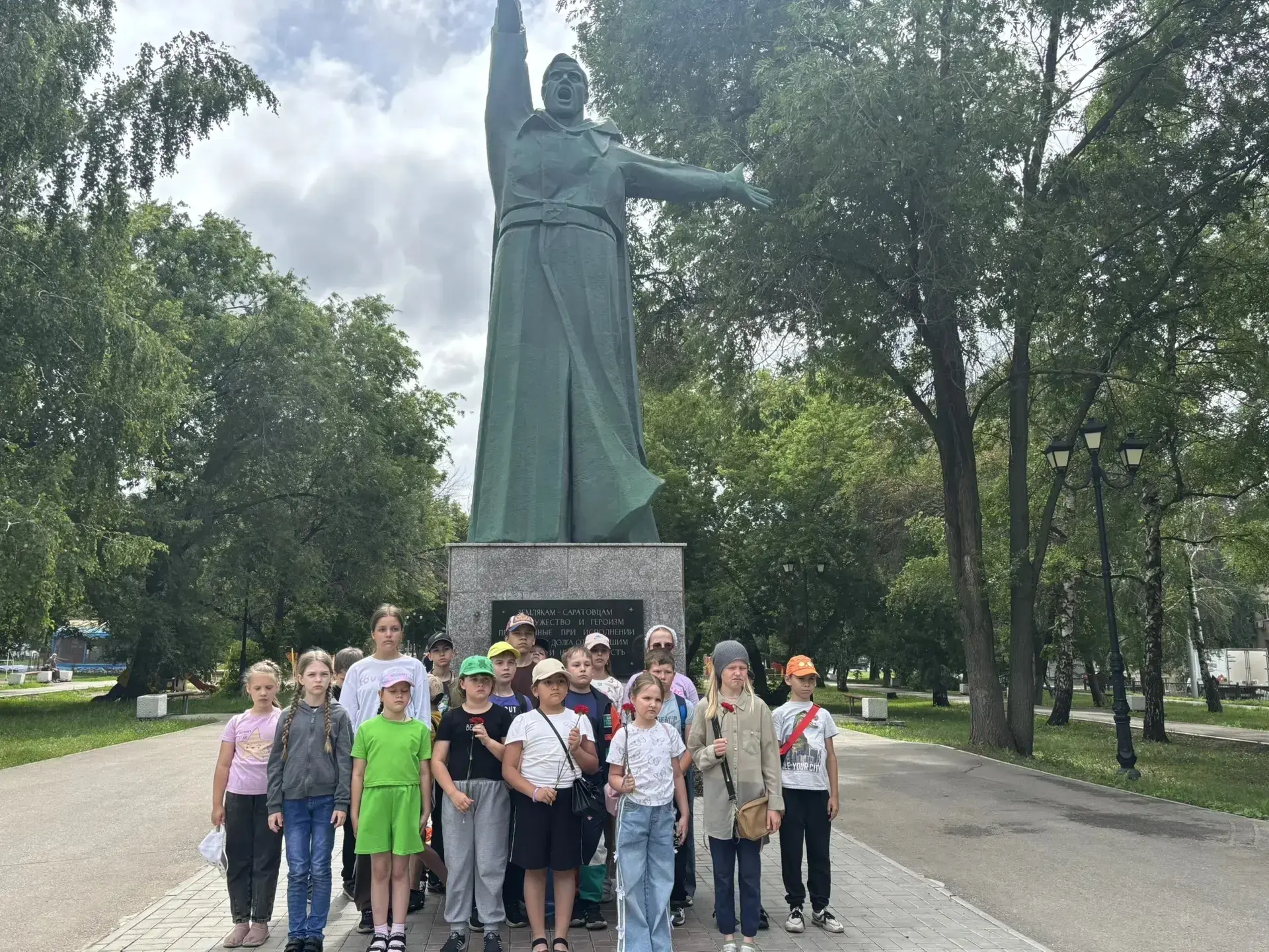 ⭐️День памяти и скорби⭐️

🕯 22 июня, в День памяти и скорби, Россия вспоминает одну из самых трагич