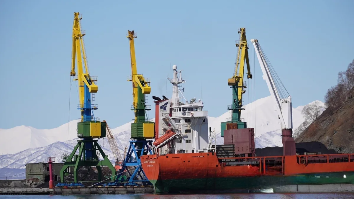 🚢 Северный завоз на Камчатке идет по графику