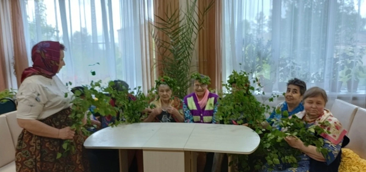 ФОЛЬКЛОРНЫЙ ПРАЗДНИК «АХ, ТРОИЦА, ЗЕЛЁНАЯ ПОРА!»