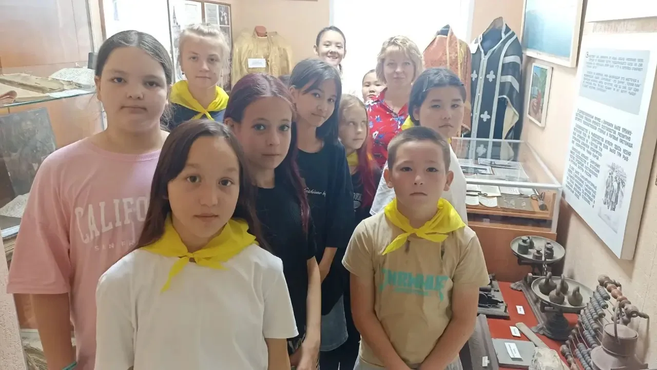 👍Как хорошо, что есть такие места, где оживает история!📚

На днях воспитанники «Лоу Самоцветов» МК
