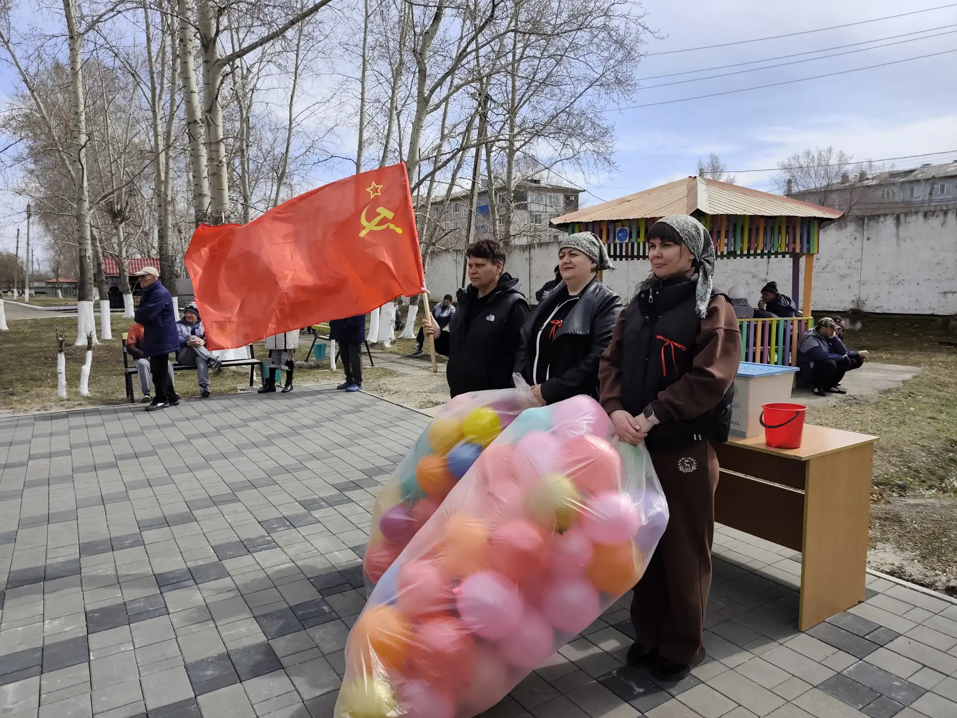 Праздник Весны и Труда — это международный день солидарности трудящихся, который отмеча...