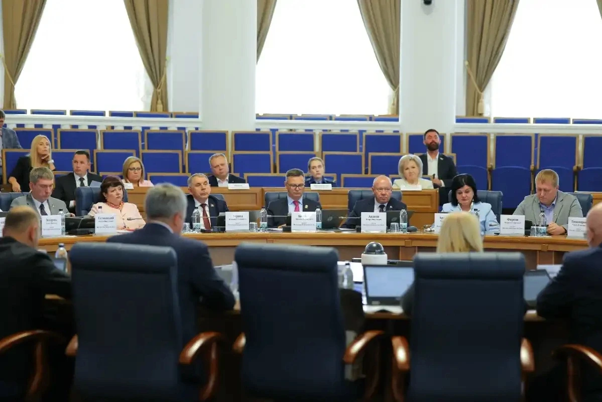 Главы комитетов Новгородской областной думы подвели итоги работы