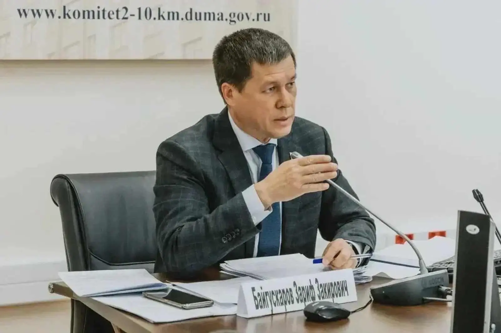 Зариф Байгускаров: «Люди мне доверяют, и я обязан выполнить их просьбы»
В эксклюзивном интервью депу