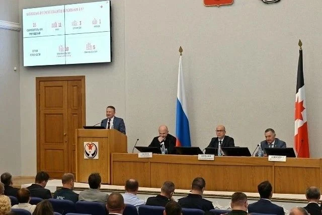 На аппаратном совещании  зампредседателя Правительства Удмуртской Республики Андрей Аса...