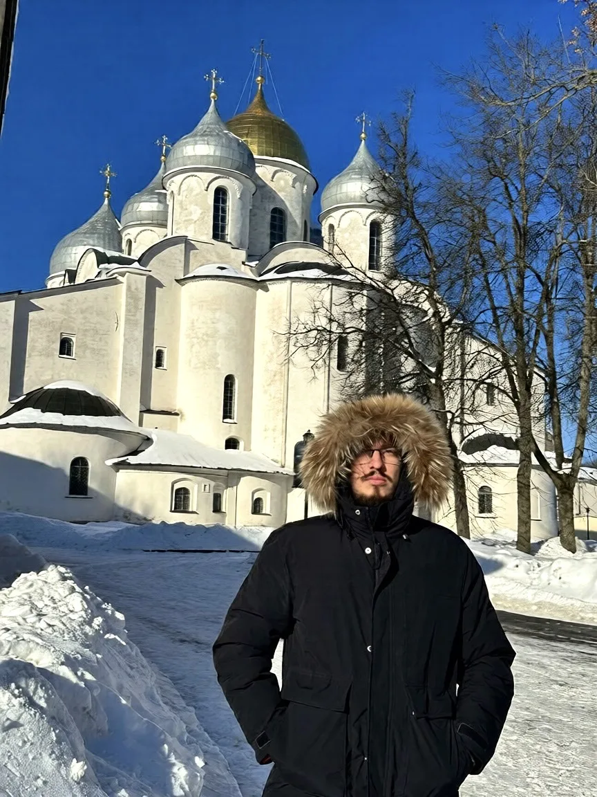 С Днём защитника Отечества, мужики!  Решил я к 23 февраля приурочить поездку в Великий Новгород. Пер