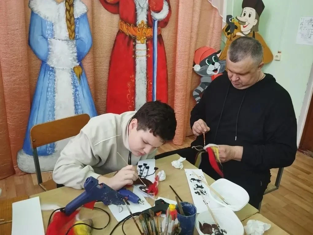 8 января прошло увлекательное мероприятие для детей и родителей по изготовлению символа...