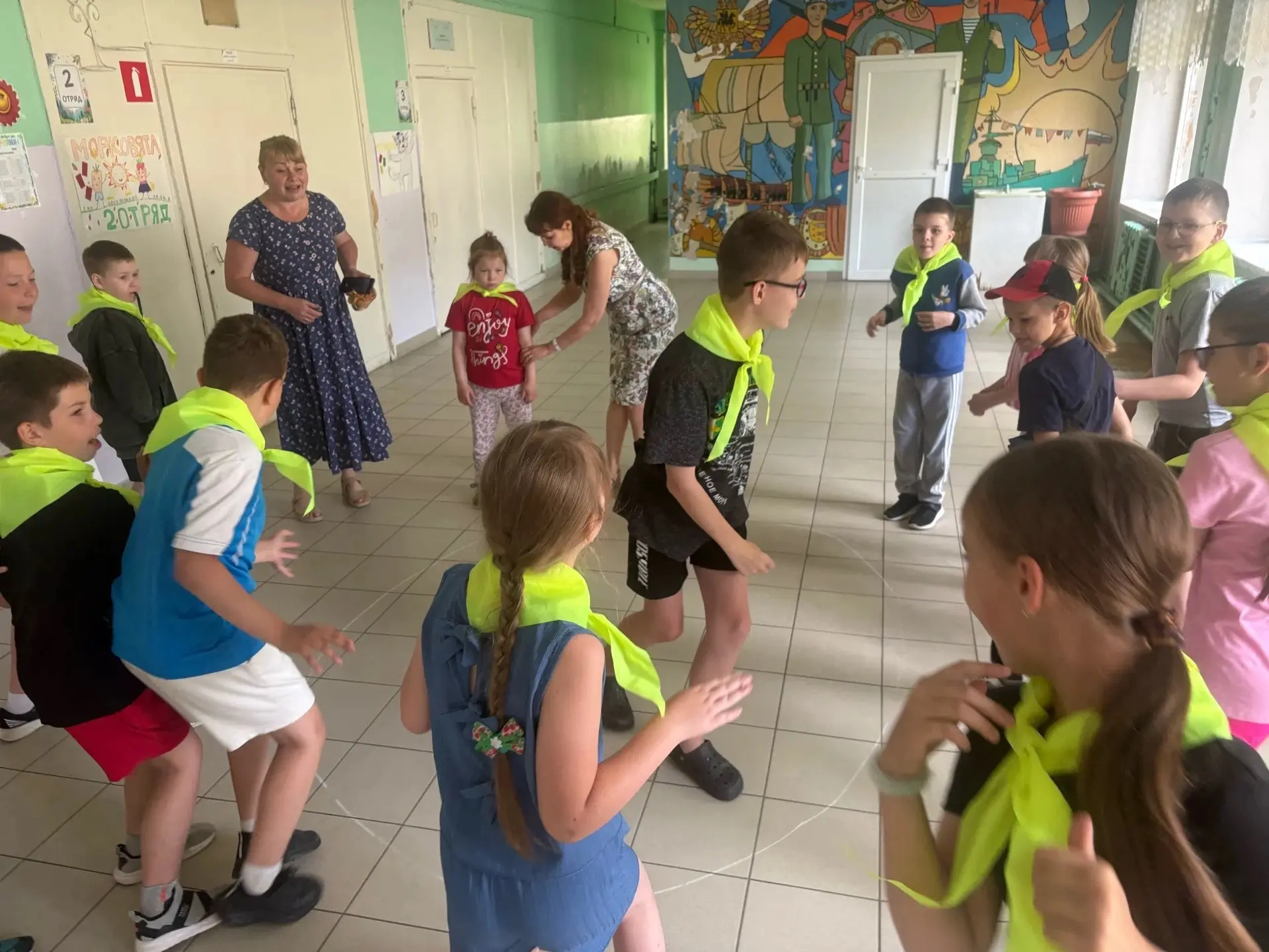 💥9 день. 

🔹 По традиции утром зарядка;
🔹 В гости к нам приходили работники  библиотеки им. Лихач
