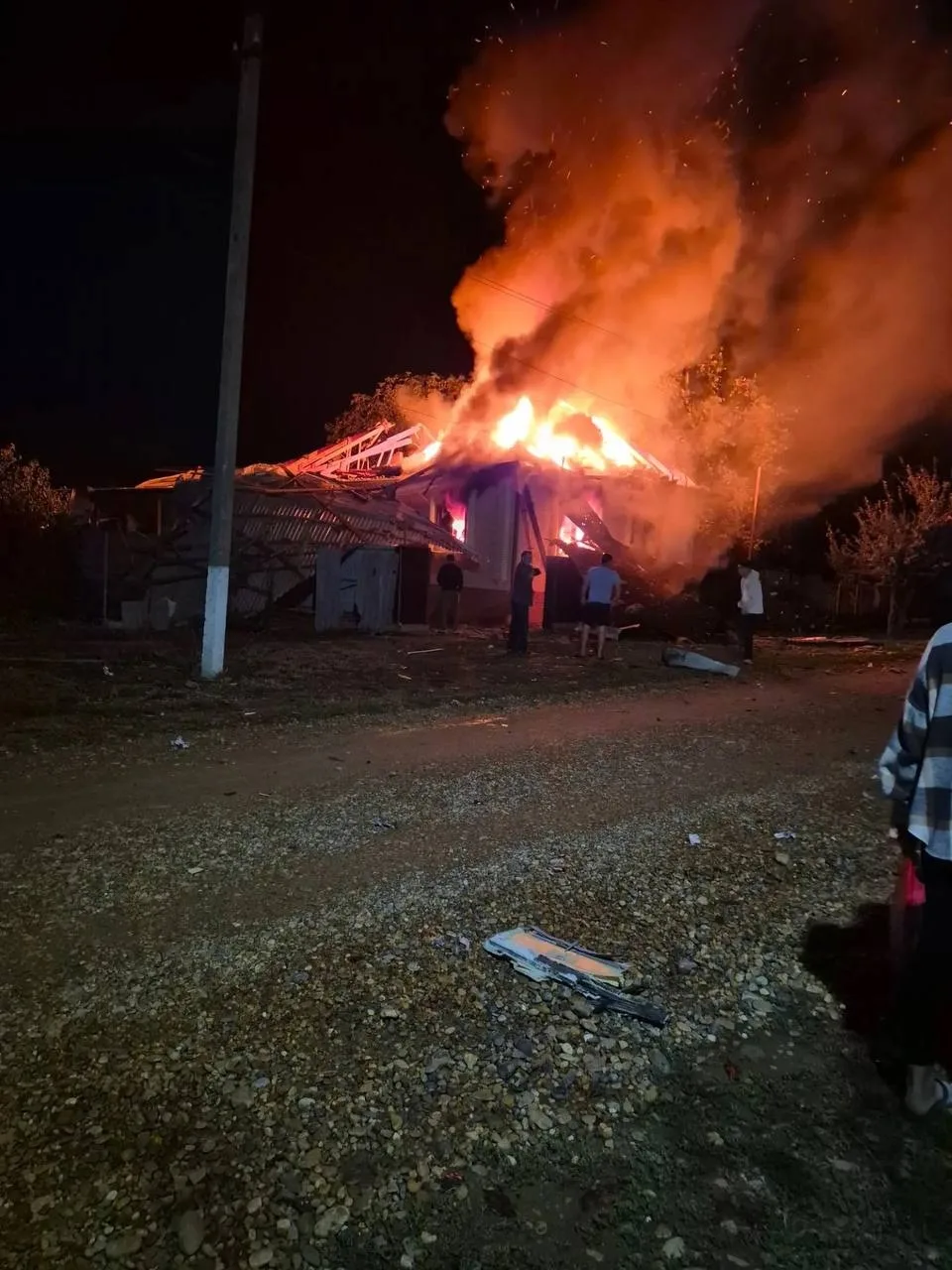 Пожар в Красной поляне под Армавиром