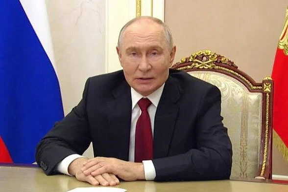 🗞️ Владимир Путин обратился к россиянам перед выборами депутатов Госдумы и призвал при...