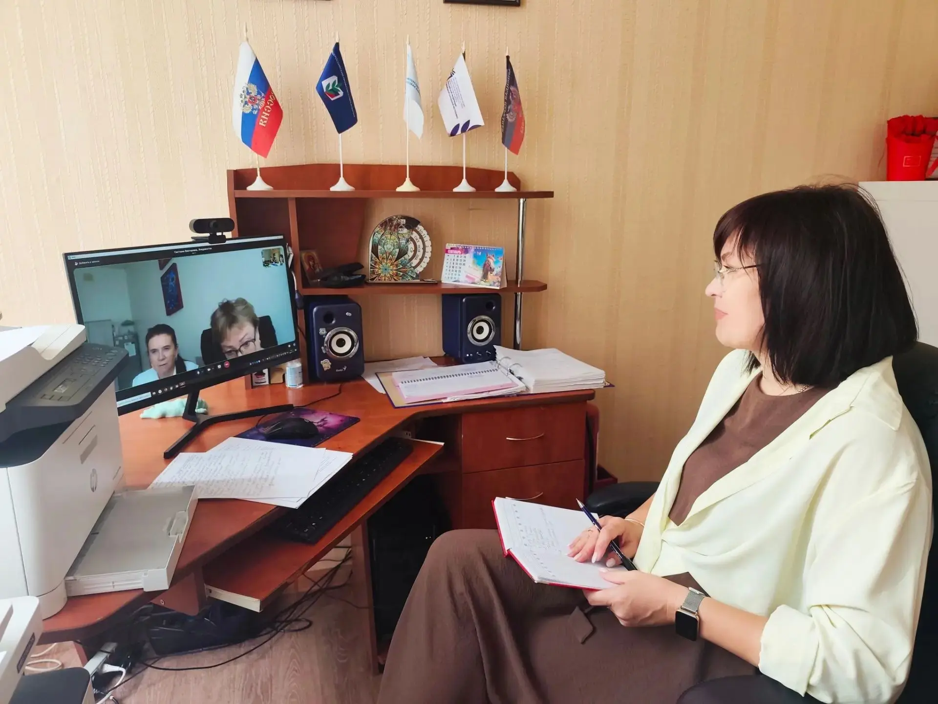📞 Телемост «Лица дружбы»: как Торез и Владивосток покоряют километры.