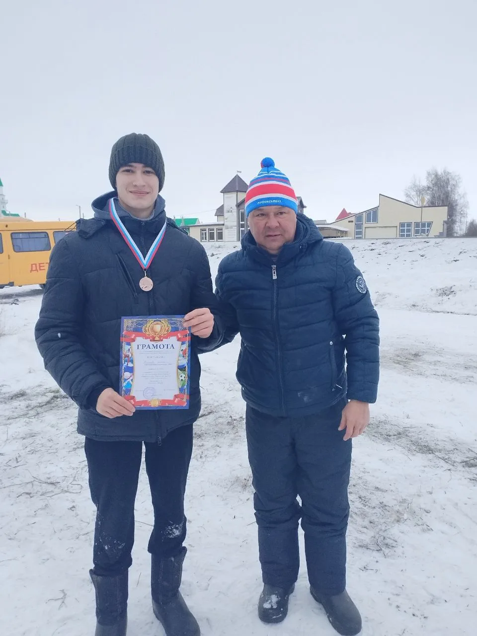 ✨Поздравляем Семёна Климова и учителя физкультуры Праведного Александра Васильевича!✨