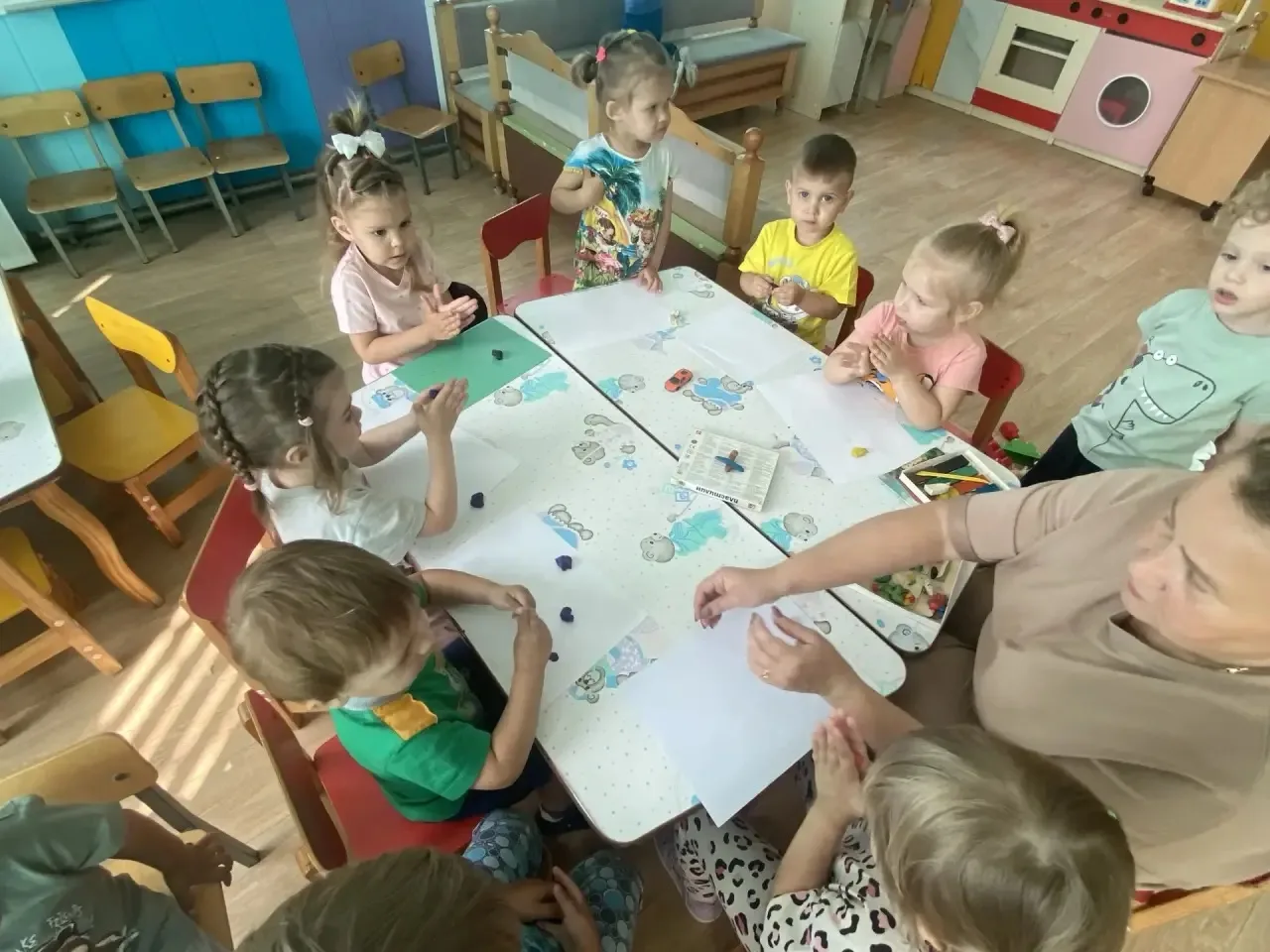 🚀 Самолёт построим сами! 🚀
🌟 Сегодня в нашей 4 группе прошло увлекательное занятие по лепке! 🌟
�