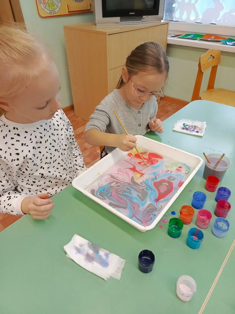 Дошкольных группах прошла «Неделя педагогического мастерства – «Волшебный мир науки для детей». Восп