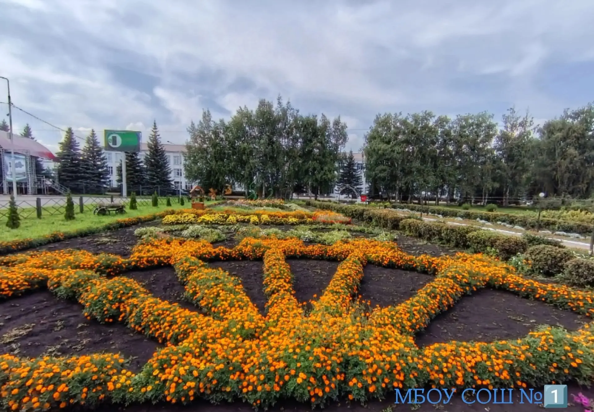 В воздухе пахнет осенью🍁