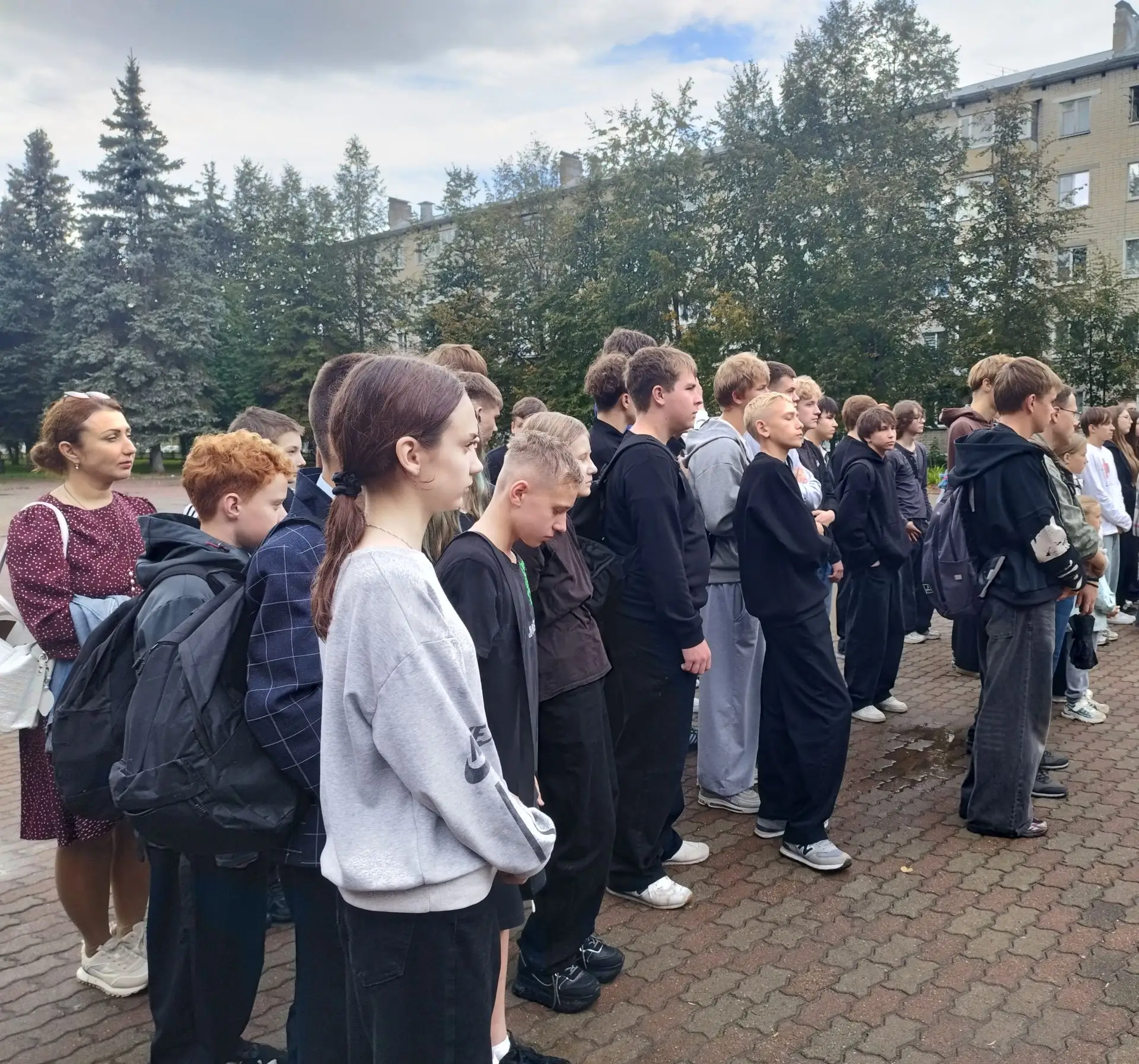 Сегодня, 3 сентября — День солидарности в борьбе с терроризмом. На Аллее Победы собрали...