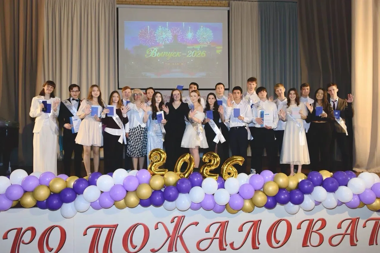 Прошел ровно месяц с выпускного 11А-го класса — и мы все ещё не можем поверить, что эти ребята покин