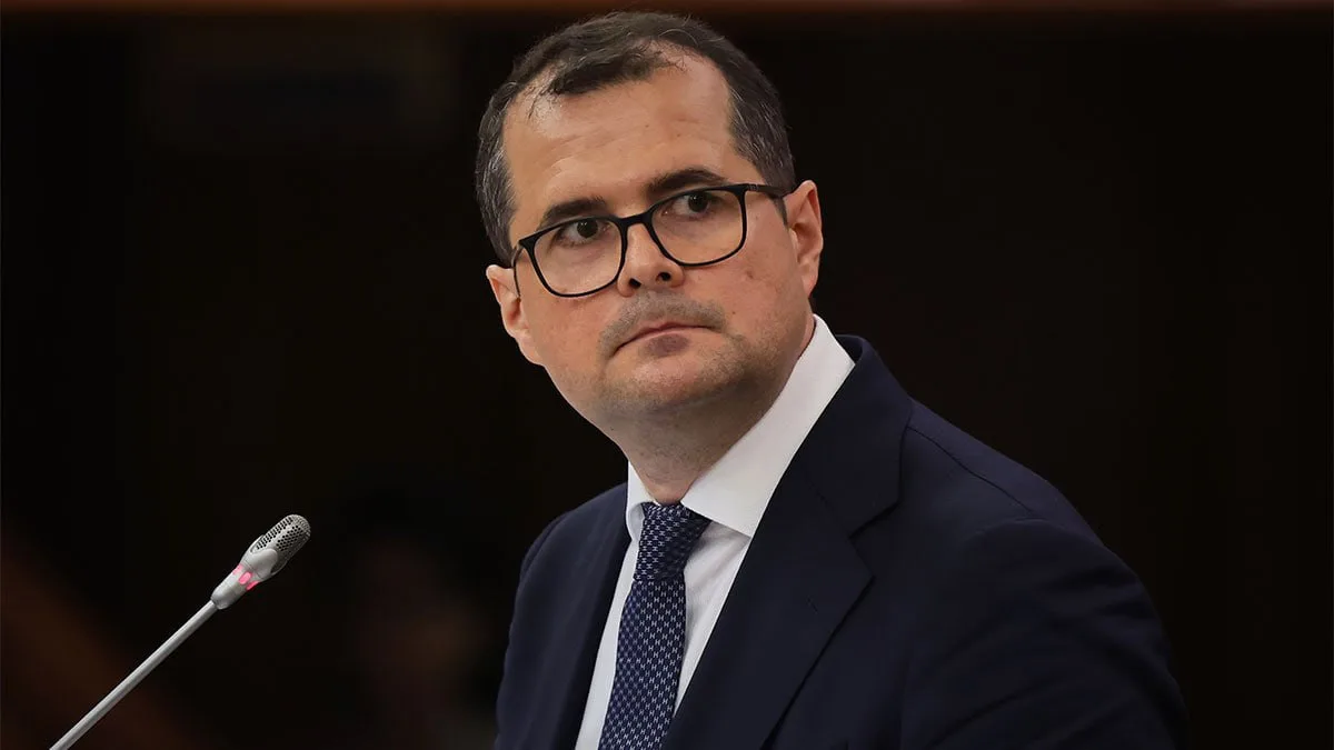 ⚡️Премьер Молдовы призвал граждан поставить свечку за тёплую зиму.