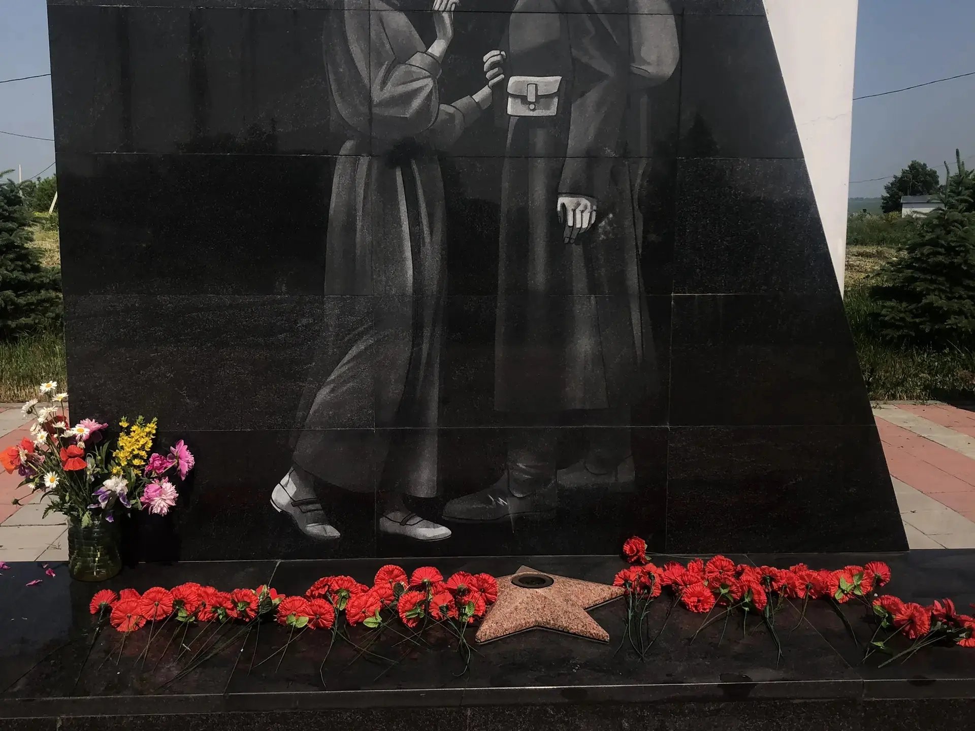 22 июня у мемориала воинам - участникам Великой Отечественной войны в селе Красулино состоялся митин