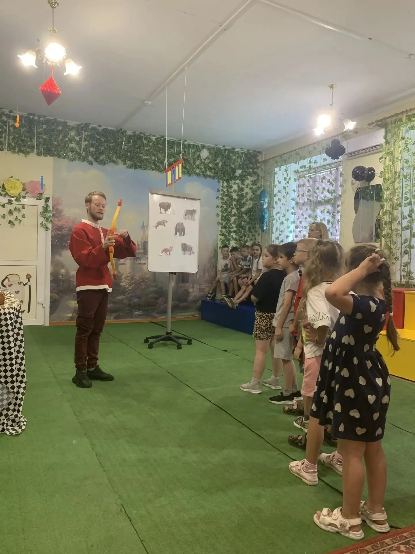 Детям всегда было весело на Руси!
Сегодня городская библиотека пригласила наших ребят на увлекательн