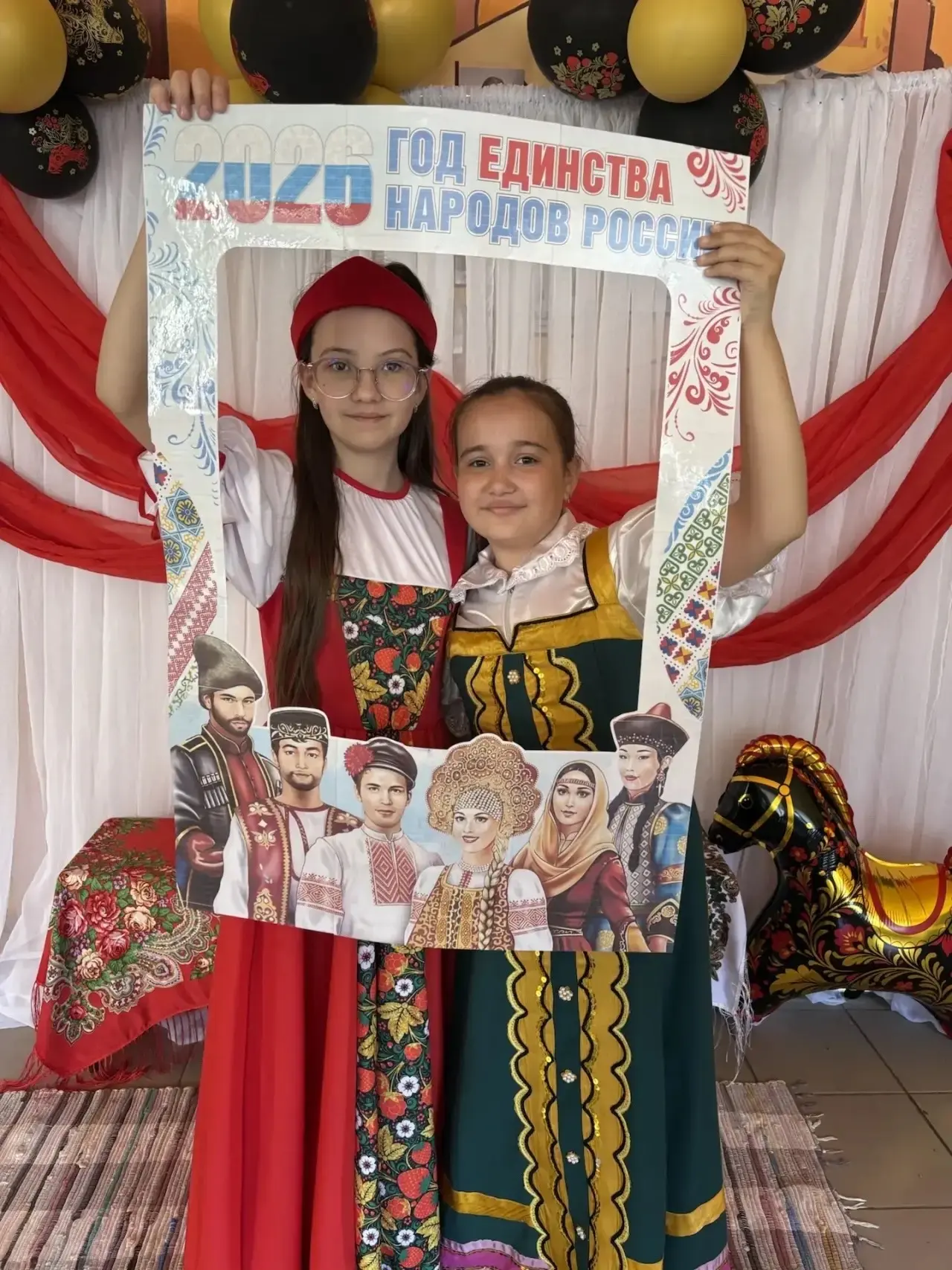 🇷🇺 «В дружбе народов — сила России» 🇷🇺 Сегодня, во второй день Русской недели, учащиеся 4 «В» класса