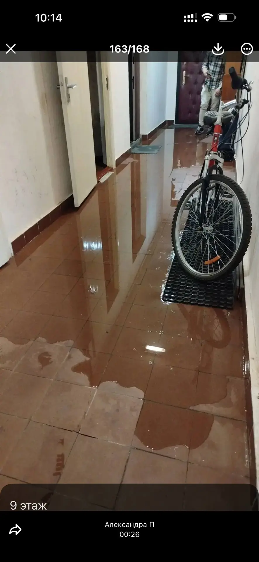 💦Потоп в доме 53 на Свердова 

«В доме по адресу Свердлова 53  24 года ни разу не делали капитальны