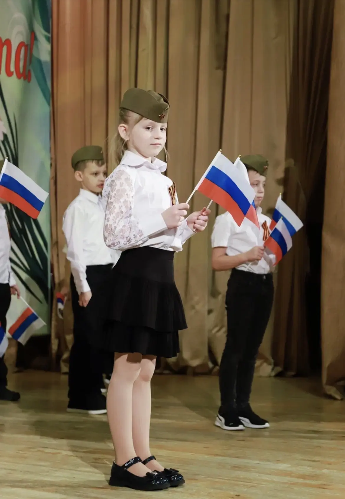 🎶В нашей школе прошёл конкурс военной песни  Казалось бы, эти песни знают наизусть бабушки и дедушки