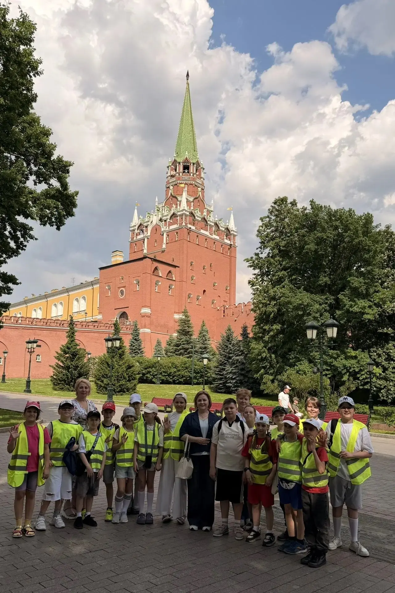 🏛️ Экскурсия по Красной площади — лучшее завершение учебного года!  📚 Вот и подошёл к концу ещё один