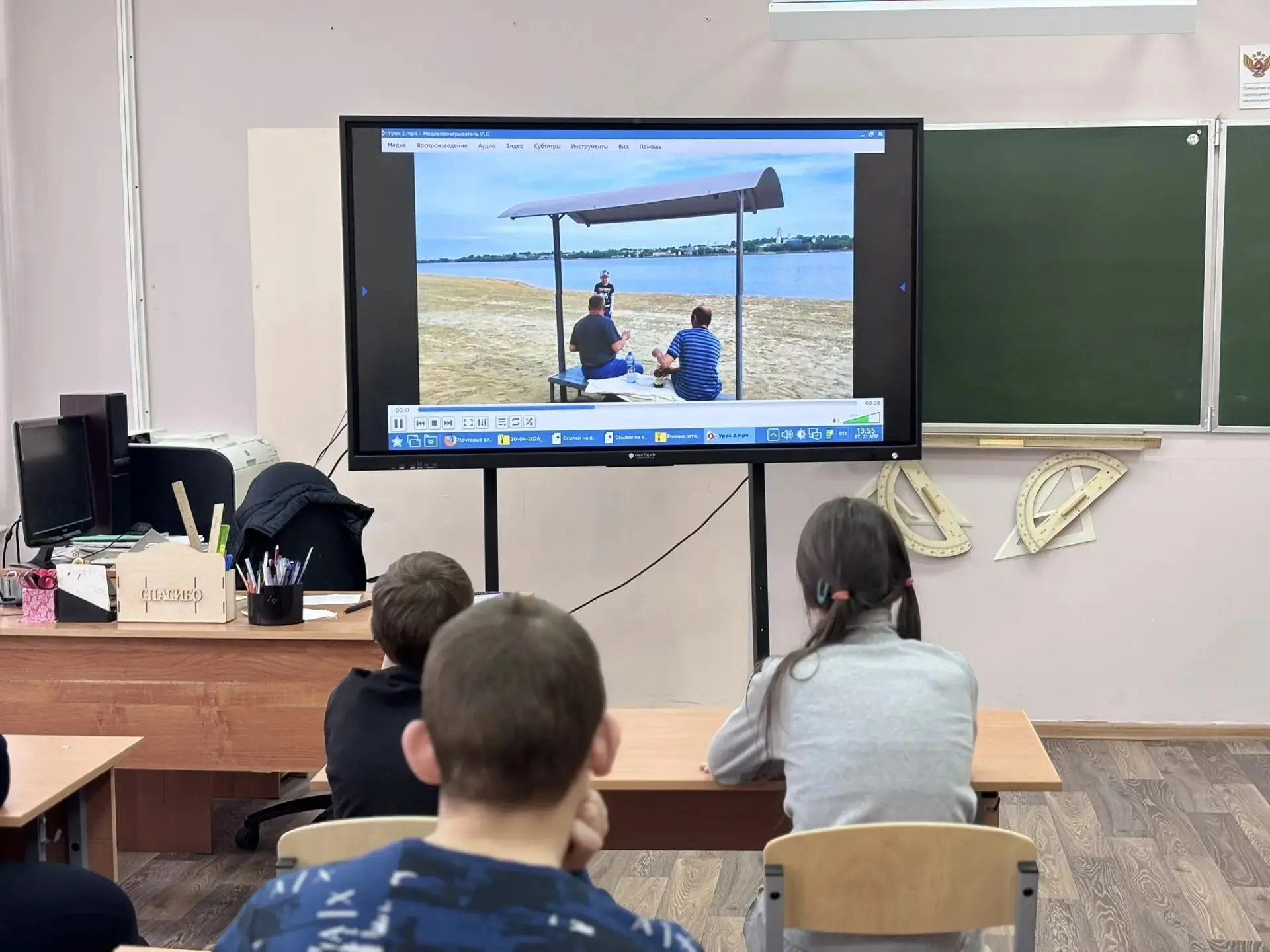"Безопасность на водоёмах"
Сегодня с учащимся школы прошли познавательные занятия с просмотром видео