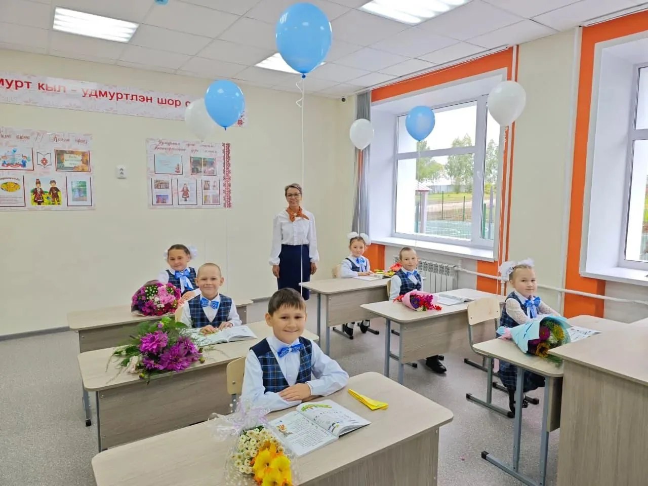 Башкортстанның 200 меңгә якын мәктәп укучысы Русия халыклары телләрен өйрәнә