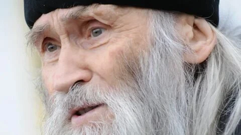 Пока в семье есть молитвенник, вы и живете хорошо. Не дай Бог он уйдет на небо, а вы и ...