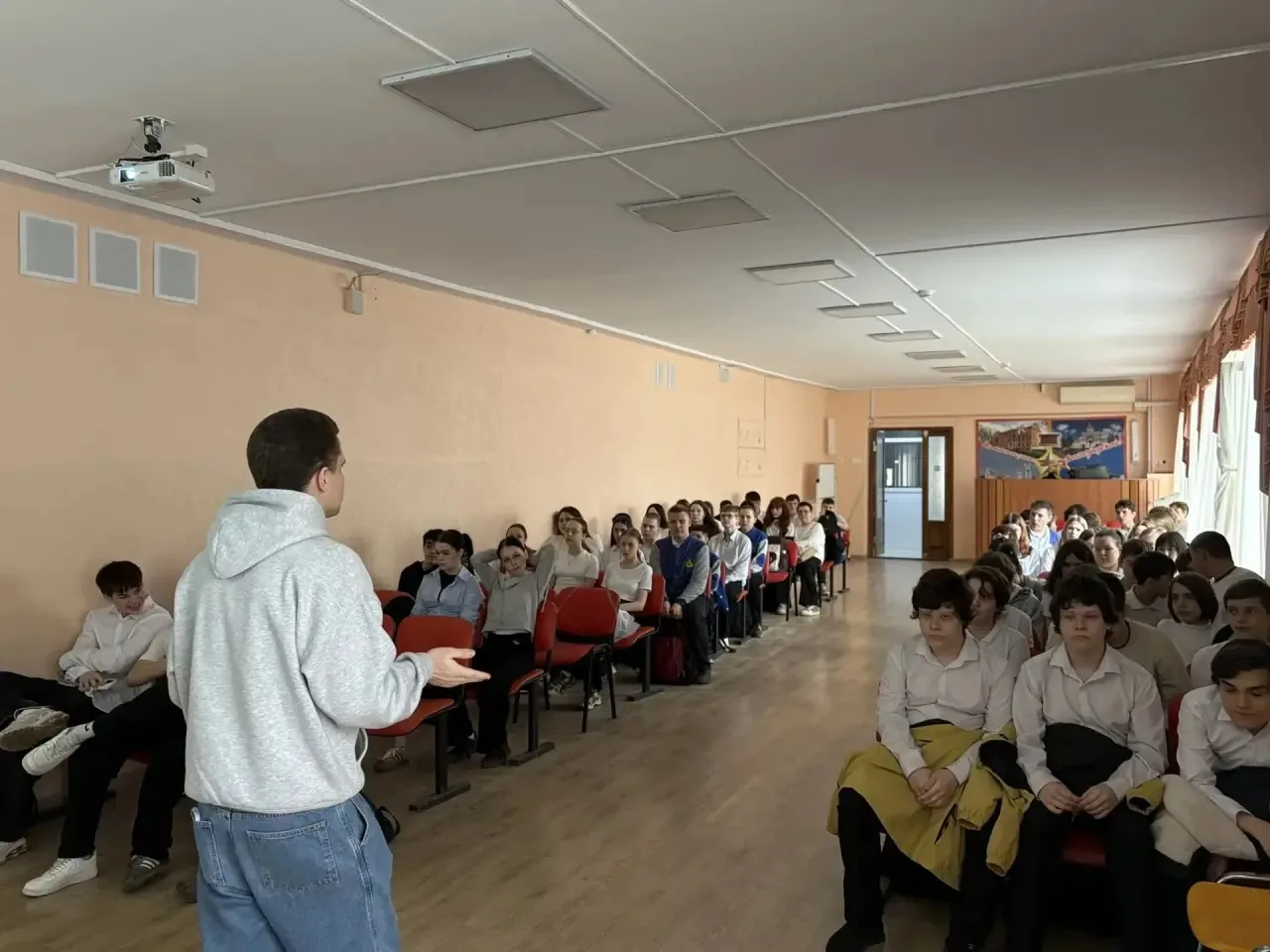 🤝Профилактика в «Сто раз первой»  🤝В рамках месяца профилактики в МОУ СШ № 101 состоялась встреча сп