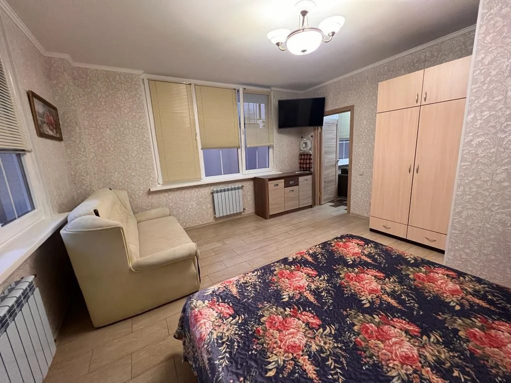 #ЯЛТА район Спартака  Открыто бронирования на лето. 1 к.кв,есть мангал  +79786803792 Макс vk.com/id1