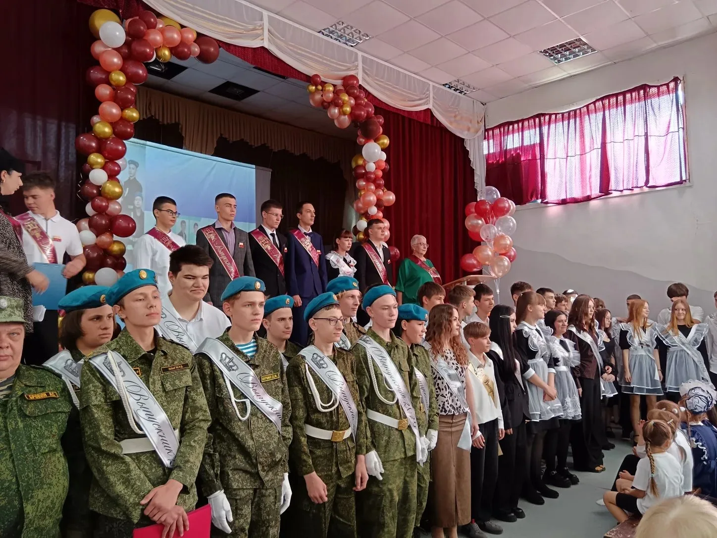 Двойной финал: как 9 и 11 классы перевернули эту весну 🚀