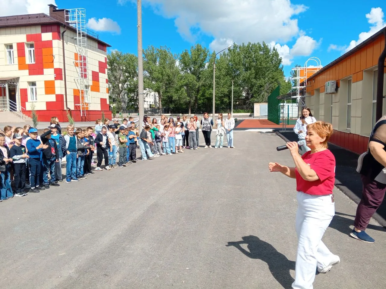 🎨 «Краски детства»: море улыбок и творчества в лагере «Бригантина»!