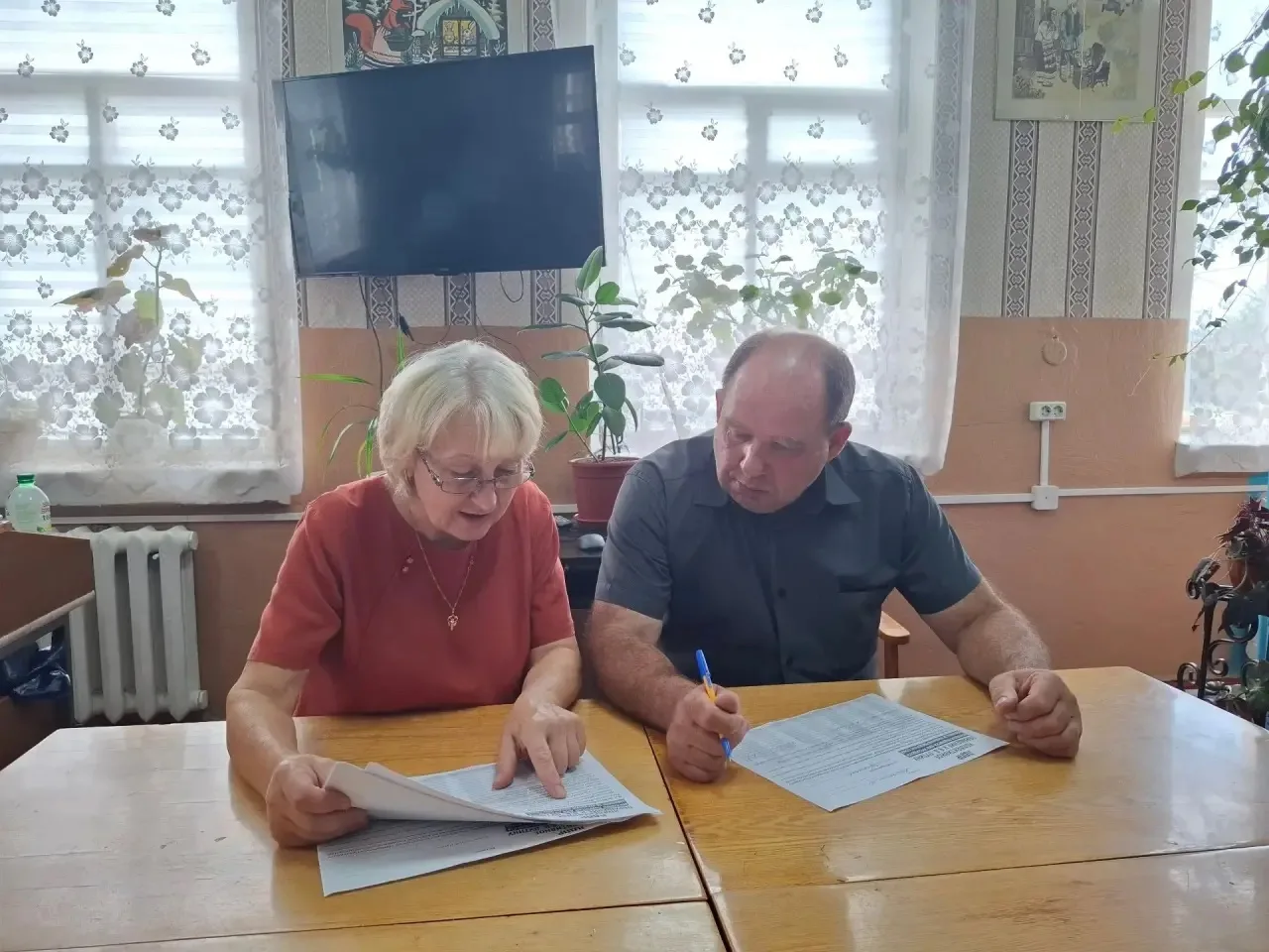 ЛДПР продолжает всероссийскую инициативу по сбору подписей, направленную на реальную по...