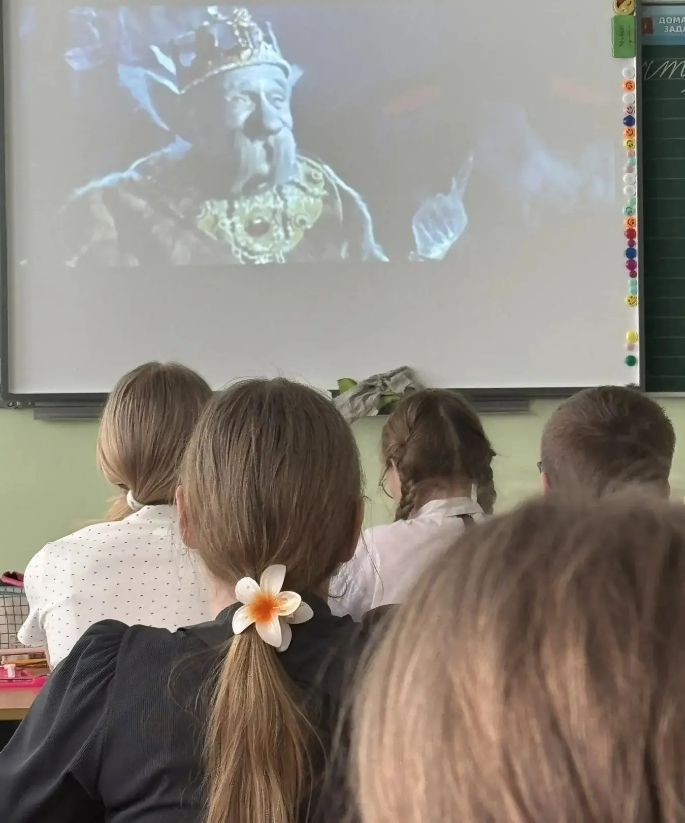 📚🏤ВСТРЕЧА УЧАЩИХСЯ ШКОЛЫ С СОТРУДНИКАМИ ЦЕНТРАЛЬНОЙ ДЕТСКОЙ БИБЛИОТЕКИ🏤📚  11 марта 2026 года учащиес