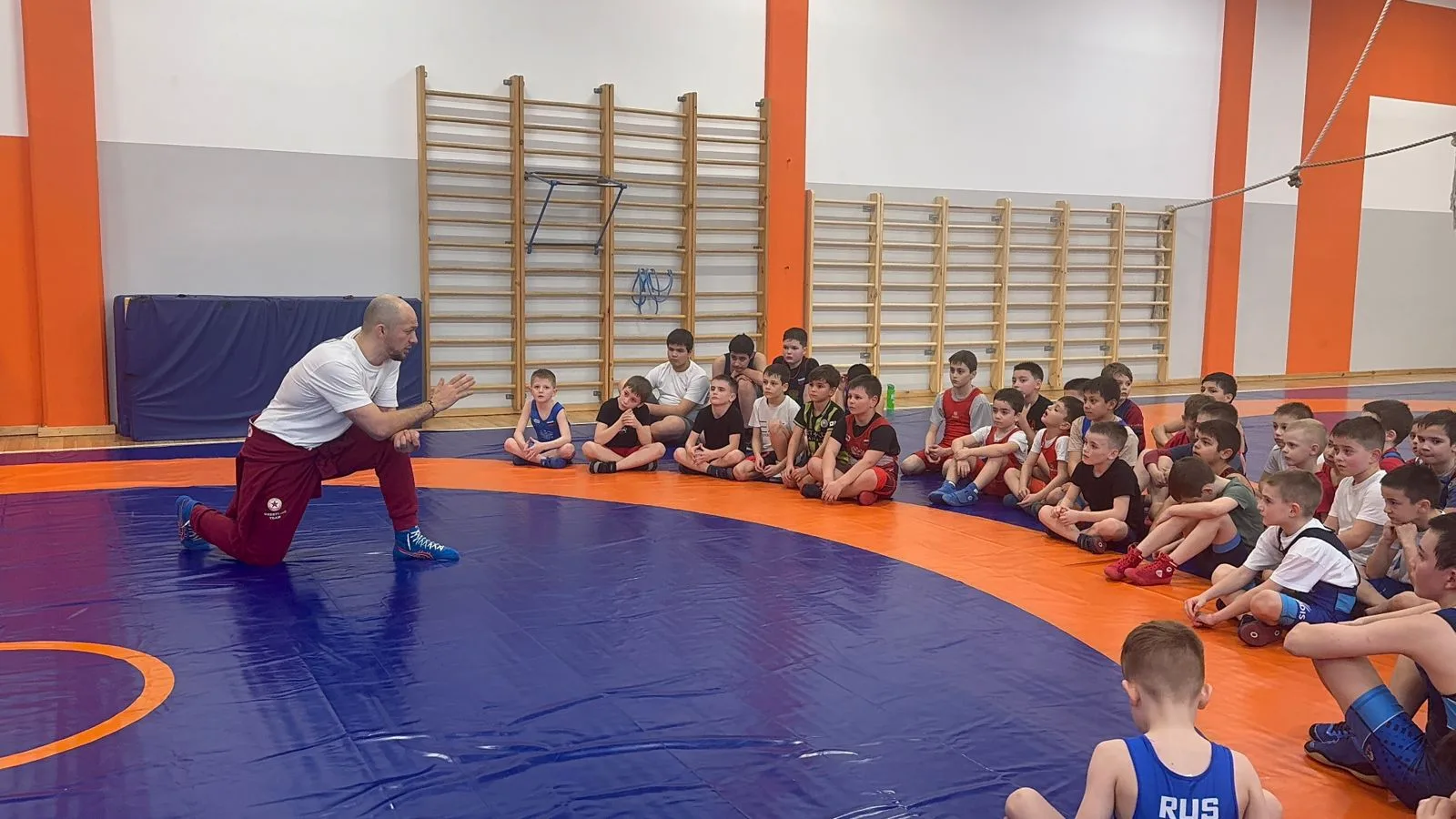 🤼 Настоящий праздник спорта состоялся в секции греко-римской борьбы! Олимпийский чемпион Алан Хугаев