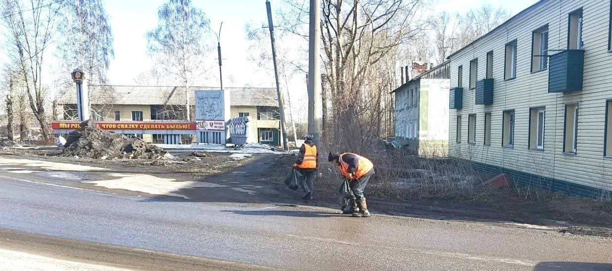 Подрядные организации приближают весну.  В районе Машзавода и Обувной фабрики в круглосуточном режим