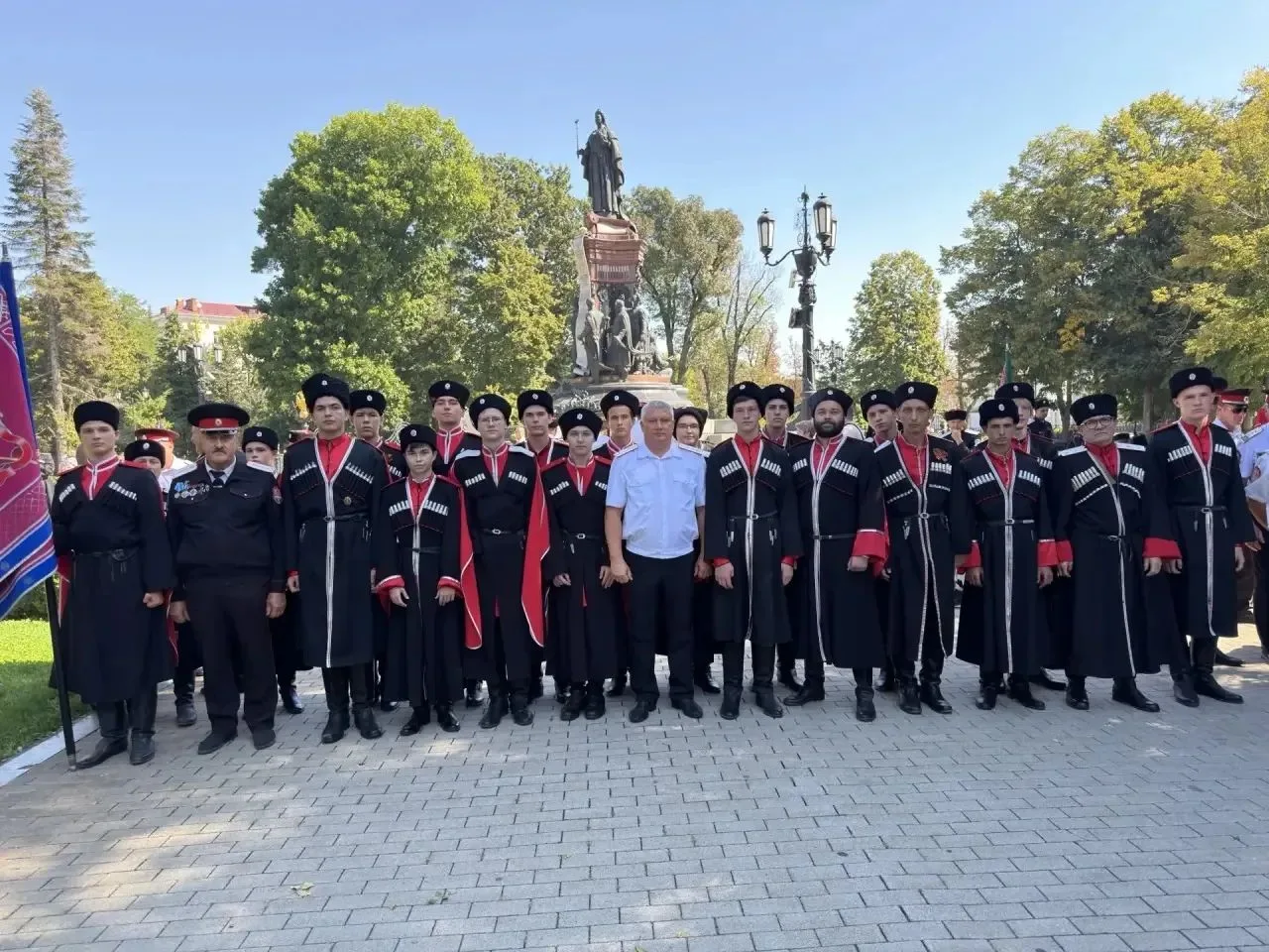 Наши Казаки клуба казачьей направленности "Казачья вольница" и молодёжь Брюховецкого ра...
