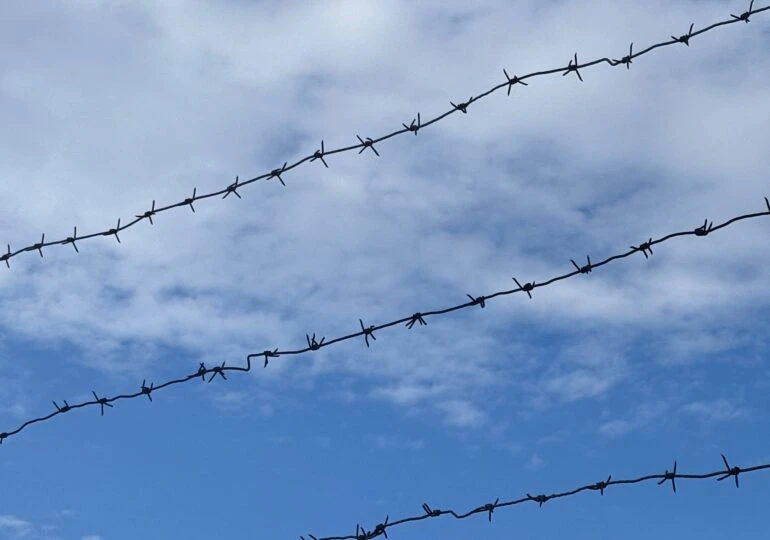 📁 Двух сотрудников администрации Исаклинского района подозревают в получении взятки