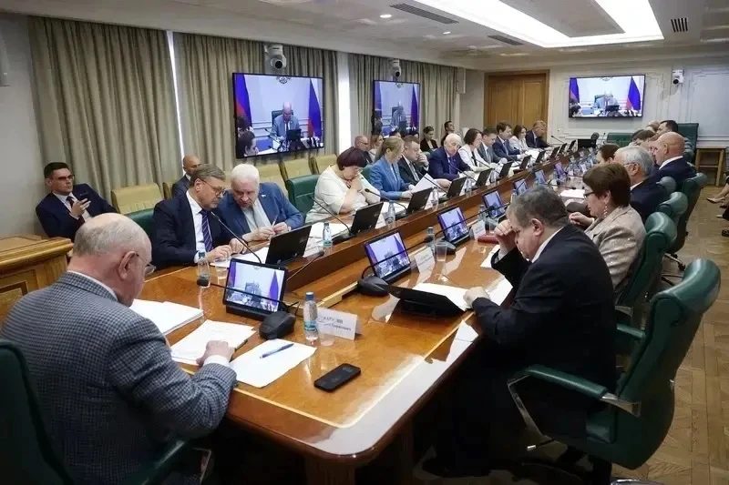 Сегодня состоялось очередное заседание Комитета по международным делам.
 
В ходе заседания мы подроб