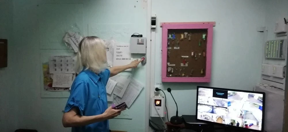 Безопасность — наш приоритет: в МОАУ «Олёкминская СОШ» прошли учения по антитеррористич...