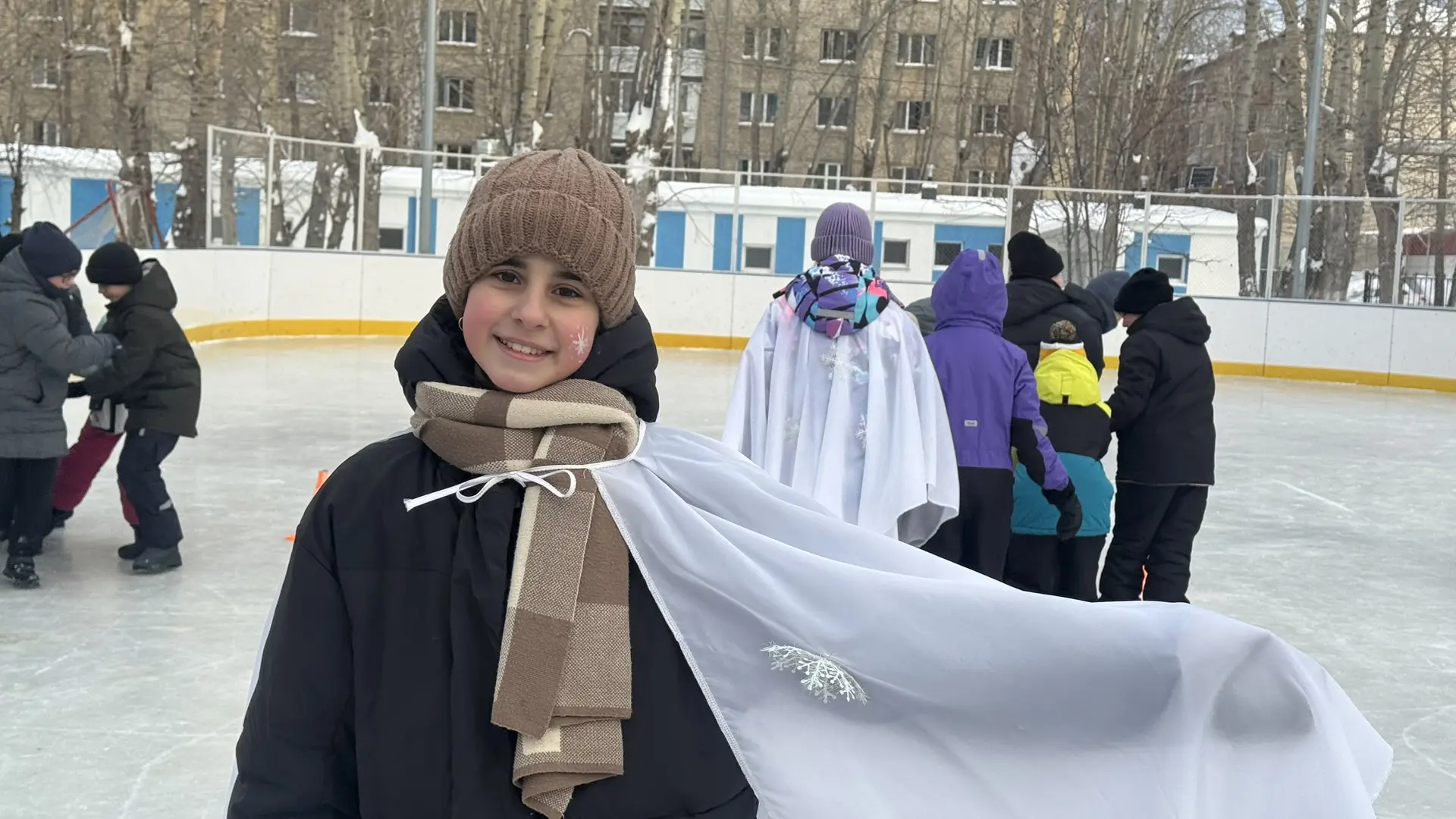 🎿 КАТОК ОТКРЫТ!  В лицее состоялось яркое открытие зимнего катка! Наши волшебники Дед Мороз и Снегур